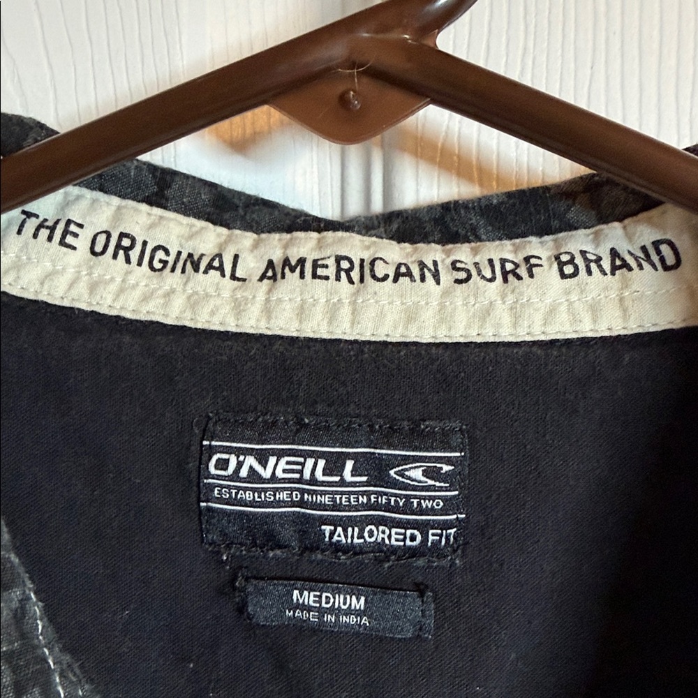 O'neill Men's Patterned Button Down Shirt - image 4